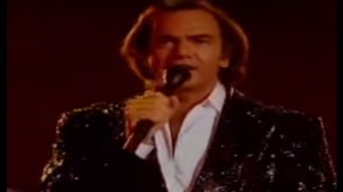 Chart-topping “I’m Alive” By Neil Diamond Performed Live | Society Of Rock Videos