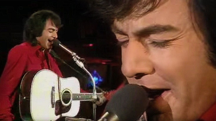 Neil Diamond Charms With Iconic “Sweet Caroline,” Live In 1971 | Society Of Rock Videos