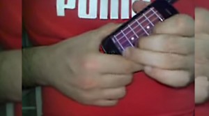Pink Floyd’s “Comfortably Numb” Guitar Solo On iPhone!