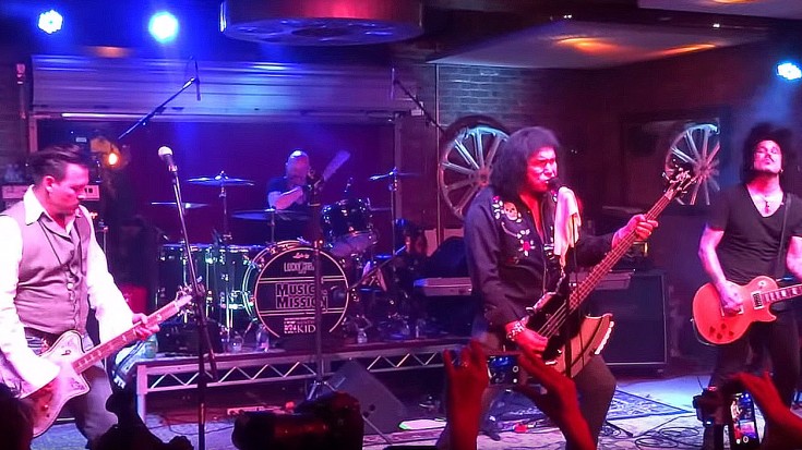Watch Gene Simmons, Johnny Depp + Gilby Clarke Rock KISS Songs for Charity | Society Of Rock Videos