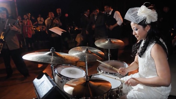 Bride And Groom Shred “Master of Puppets” At Their Reception, And It Rocks | Society Of Rock Videos