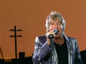 The Real ‘Incident’ Story Behind Rod Stewart’s ‘Maggie May’