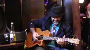 Man Destroys Blues At Bar, His Fingers Are Like Lightning!
