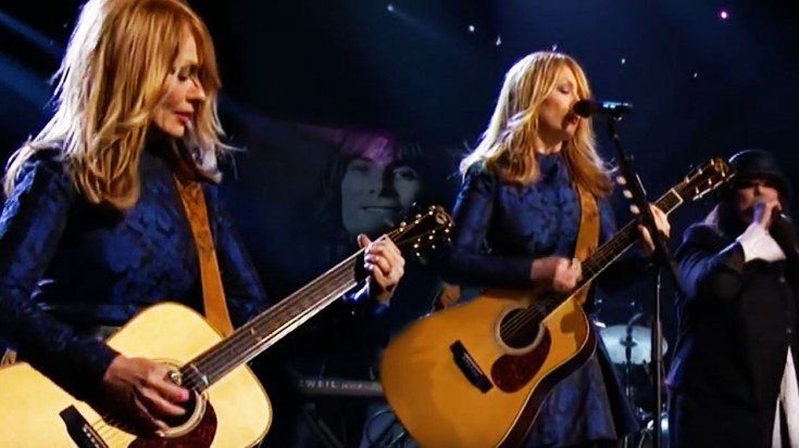Wilson Sisters Go “Crazy On You” At 2013 Rock And Roll Hall Of Fame | Society Of Rock Videos