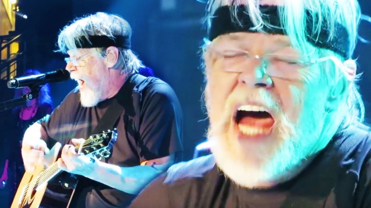 Bob Seger’s “Against The Wind” Encore Performance Is Incredible | Society Of Rock Videos