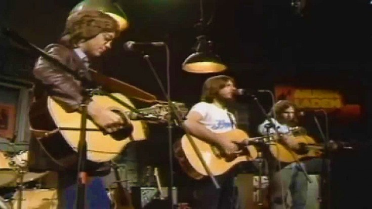 Folk Rock Band America Performs “Tin Man” In 1975, And It’s All Heart | Society Of Rock Videos