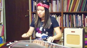 Her “Sweet Child O’ Mine” Solo On The Guzheng Will Blow You Away!