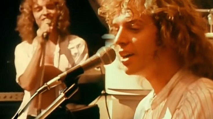 27-Year-Old Peter Frampton Performs “Show Me The Way” In ’77, And He’s Never Been Dreamier | Society Of Rock Videos