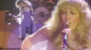 70s Siren Stevie Nicks Charms In 1982 Cover Of Tom Petty’s “I Need To Know”