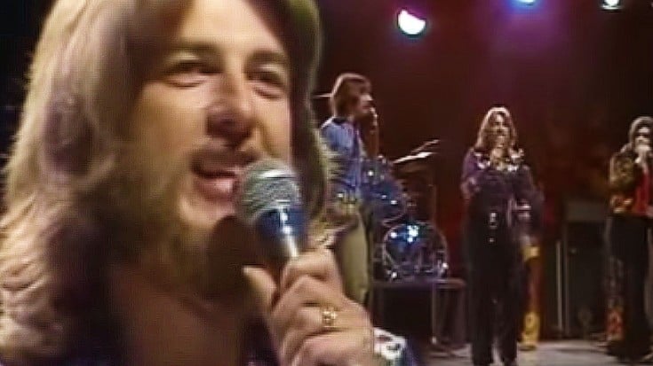 Three Dog Night Define Blue Eyed Soul In 1970’s “Mama Told Me Not To Come” | Society Of Rock Videos