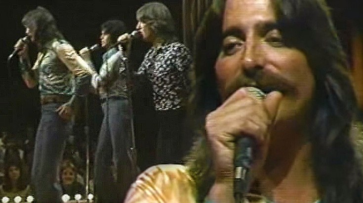 Three Dog Night Play An “Old Fashioned Love Song,” And You’ll Fall In Love All Over Again | Society Of Rock Videos