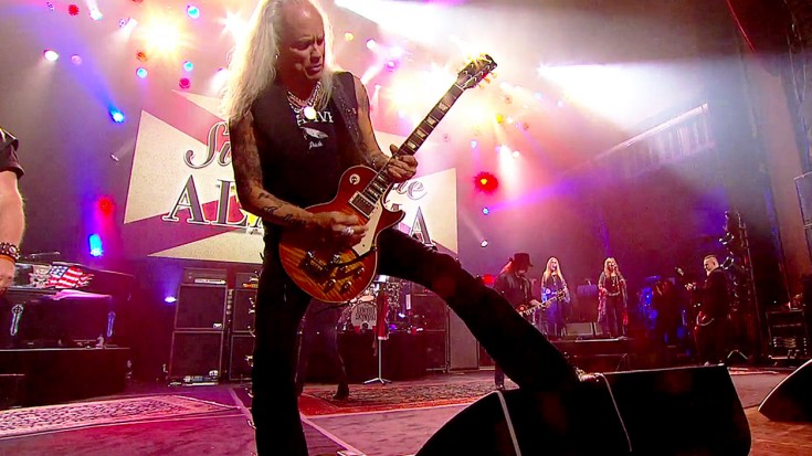 It’s A Party When Lynyrd Skynyrd Bathe Jacksonville In A Little Of That ‘Sweet Home Alabama’ Magic | Society Of Rock Videos