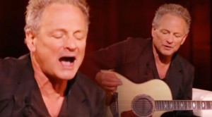 Lindsey Buckingham’s Acoustic “The Chain” Performance Will Brighten Your Day