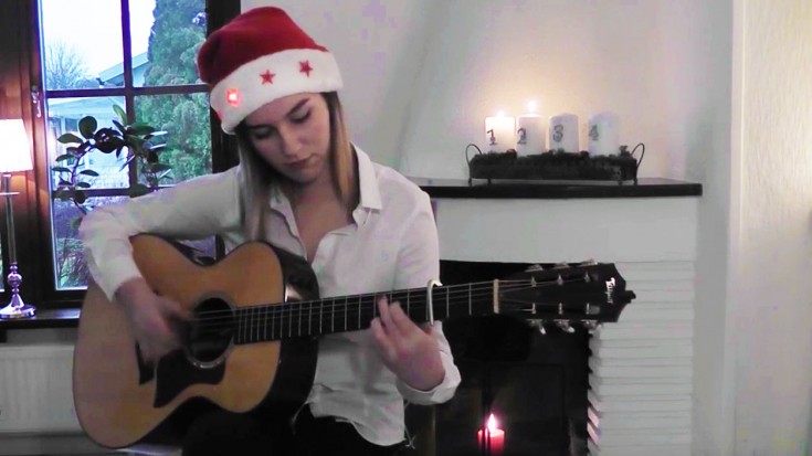The Unique Way She Plays “Santa Claus Is Coming To Town” Will Take Your Breath Away | Society Of Rock Videos