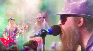 ZZ Top’s ’83 “Gimme All Your Lovin” Performance Will Rock Your Holiday Right