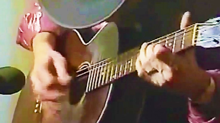 Stevie Ray Vaughan Jams Rare, Acoustic Sesh That Will Rock Your Socks Off | Society Of Rock Videos