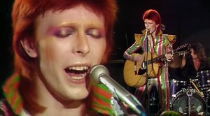 David Bowie Makes Final Appearance As Ziggy Stardust For “Space Oddity”