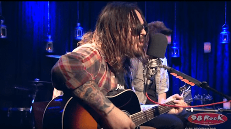 Seether’s Shaun Morgan Opens Up, Gets Vulnerable In Stunning Acoustic “Broken” Performance