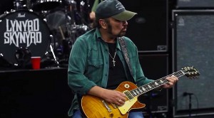 Exclusive: Check Out This Rare, Behind The Scenes Clip Of Lynyrd Skynyrd During Rehearsals!