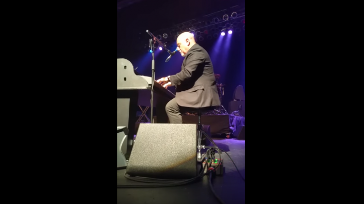 Billy Joel Joins Tribute Band And Surprises Crowd | Society Of Rock Videos