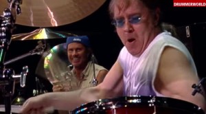 Chad Smith Challenges Ian Paice To A Drum Battle! This Is Amazaing!