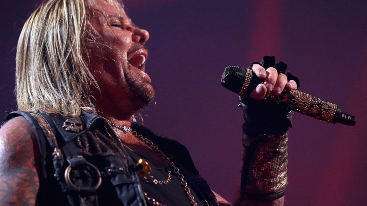 Vince Neil Puts His Legal Troubles Aside And Sings Your Favorite Mötley Crüe Classics | Society Of Rock Videos