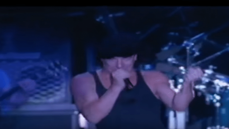 1991: AC/DC “Back In Black” Live in Moscow Will Make You Miss These Days | Society Of Rock Videos