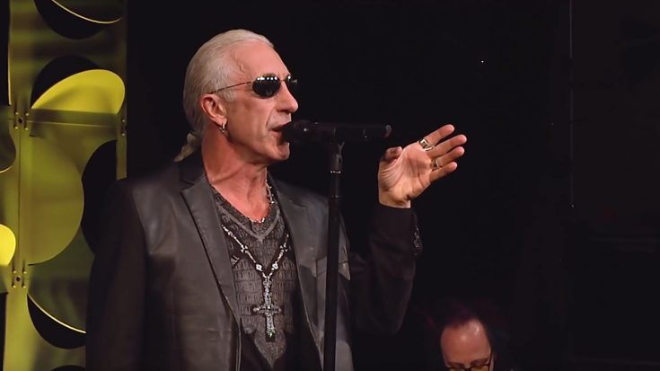 Dee Snider Sings ‘We’re Not Gonna Take It’ On Stage, But The Message Behind It Is Truly Powerful! | Society Of Rock Videos