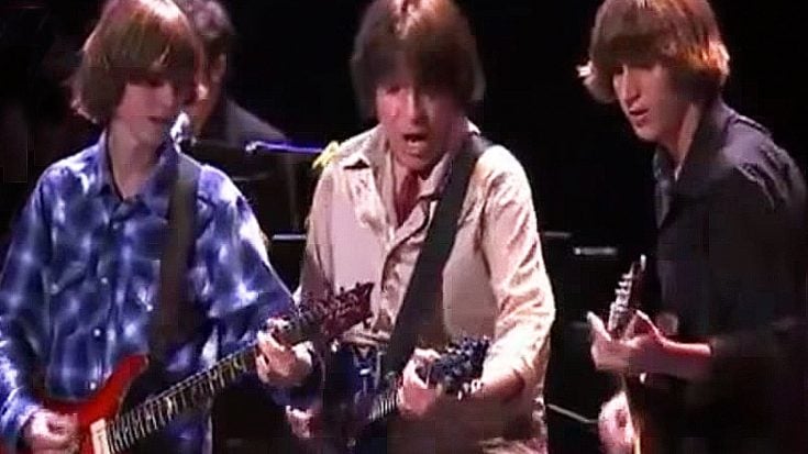 Proud Papa John Fogerty Beams With Pride As Sons Shane & Tyler Trade Licks On “Up Around The Bend” | Society Of Rock Videos