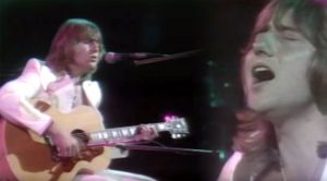 Greg Lake Plays Lucky Man Live In 1974 And It’s Just Beautiful…