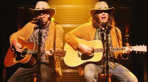 Neil Young Crashes Tonight Show—Performs Timeless Duet Of ‘Old Man’ With Jimmy Fallon!