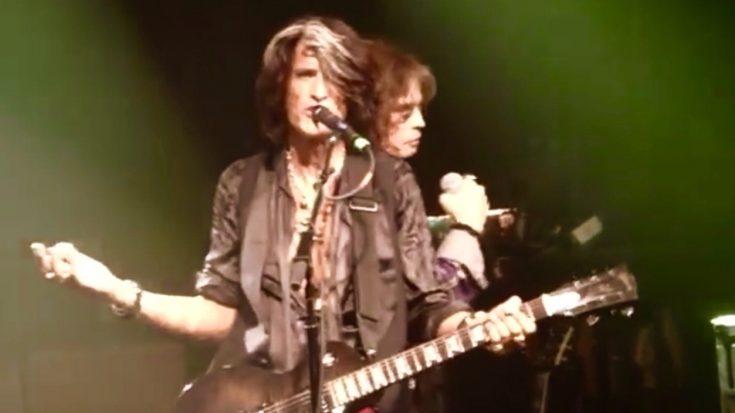 Steven Tyler Surprises Joe Perry On Stage – What A Touching Moment! | Society Of Rock Videos
