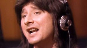 Steve Perry’s Incredible Vocals On “We Are The World” Will Give You Chills—Rare Footage!