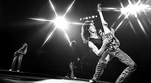 Eddie Van Halen Puts On A Clinic | ‘Hot For A Teacher’ Instrumental Live