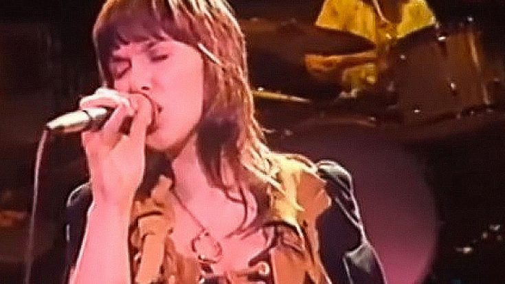27-Year-Old Ann Wilson Reigns Supreme In Electrifying Live Performance Of “Barracuda” | Society Of Rock Videos