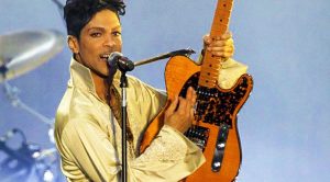 Prince Reveals His 10 Favorite Guitarists
