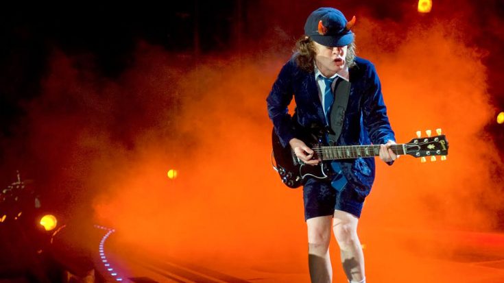 AC/DC Close Out Their Show In The Most Epic Way Possible | ‘For Those About To Rock’ Live | Society Of Rock Videos