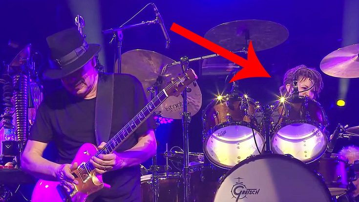 All Seems Normal At This Santana Concert, But Keep Your Eye On His Drummer… | Society Of Rock Videos