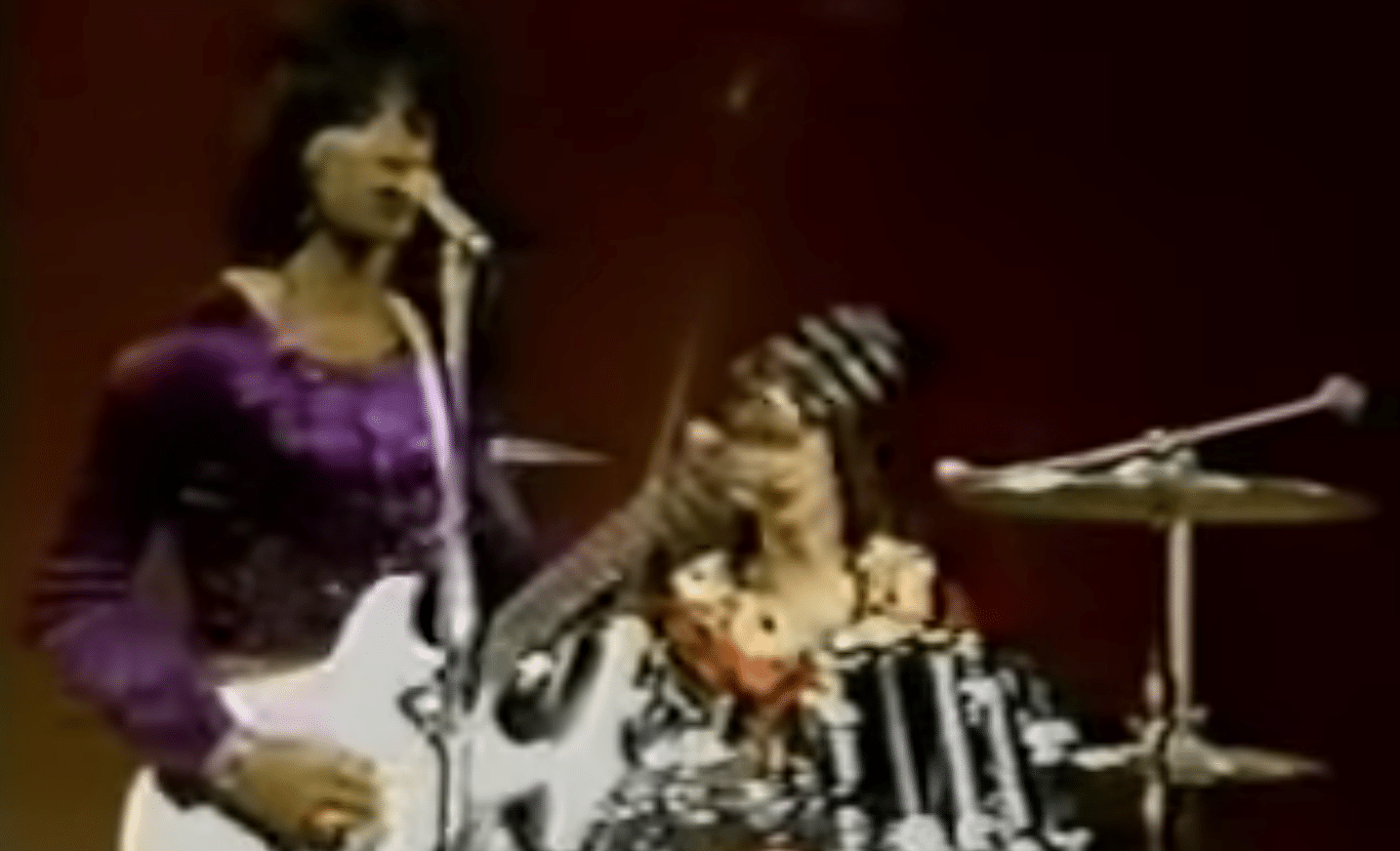 1974 The Raspberries Perform "Go All The Way" Live On TV