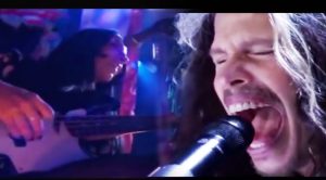 This Is Arguably Steven Tyler’s Most Powerful Rendition Of ‘Dream On’ Ever – You Be The Judge