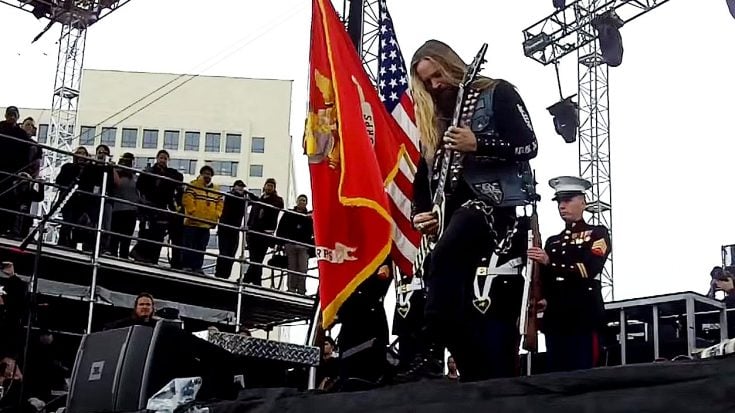 Zakk Wylde Is Brought Onstage To Perform The Star-Spangled – Proceeds To Stun Entire Audience | Society Of Rock Videos