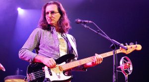 Geddy Lee Reveals How Hard Keeping Neil Peart’s Health Condition Private