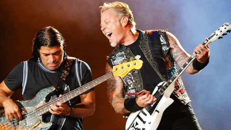 Metallica Pay It Forward During Concert In Colombia With Endearing Act Of Kindness! | Society Of Rock Videos