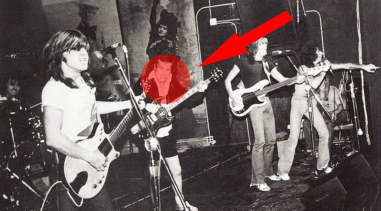 AC/DC 'Bad Boy Boogie' Live 1978 But Keep Your Eye On Guitarist