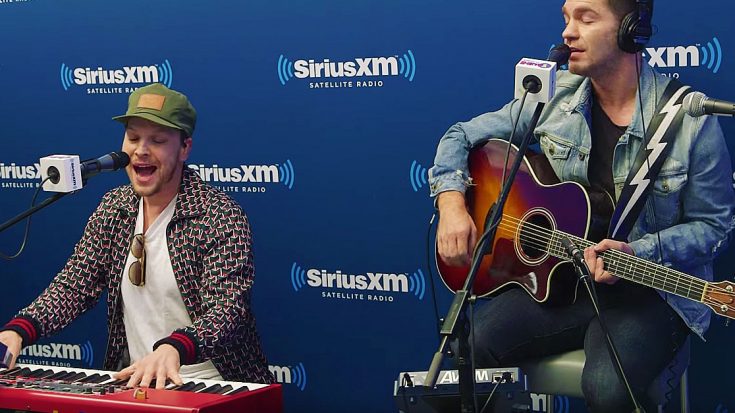 Gavin DeGraw Joins Forces With Andy Grammer To Serve Up A Delicious Mashup Of Your Favorite Tunes | Society Of Rock Videos