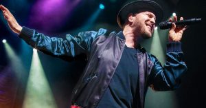 Singalongs, Special Guests, And More: Revisit The 5 Most Magical Moments From Gavin DeGraw’s Fall Tour