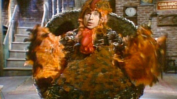Paul Simon Rocking A Turkey Costume On ‘Saturday Night Live’ Is The Funniest Thing You’ll See Today | Society Of Rock Videos