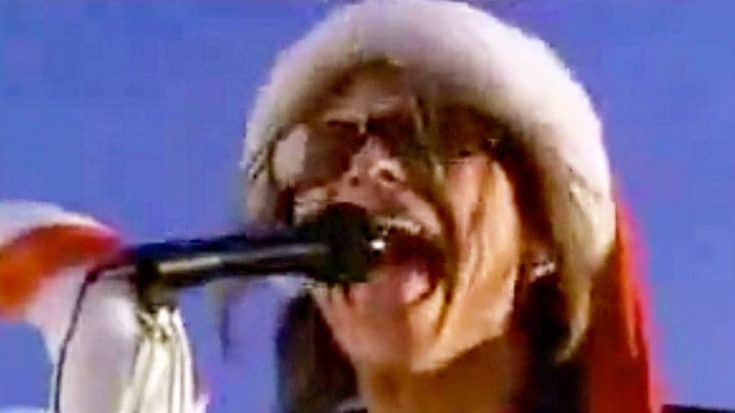 Christmas Just Isn’t Complete Without Steven Tyler’s Rockin’ “Santa Claus Is Coming to Town” | Society Of Rock Videos