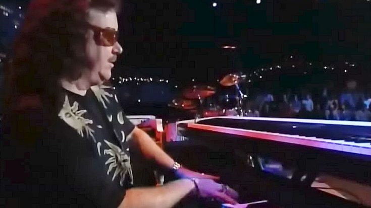 Lynyrd Skynyrd’s Billy Powell Piano Solo – Crowd Goes Nuts! | Society Of Rock Videos