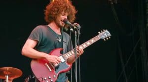 Wolfmother Treat Audience To Epic, Energetic Cover Of Led Zeppelin’s “Communication Breakdown”!